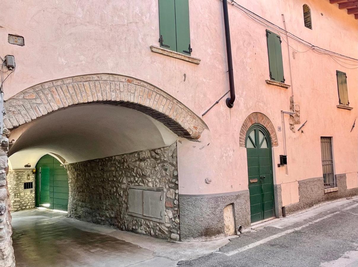Апартаменти Borgo Dei Sogni Сан-Феліче-дель-Бенако Екстер'єр фото