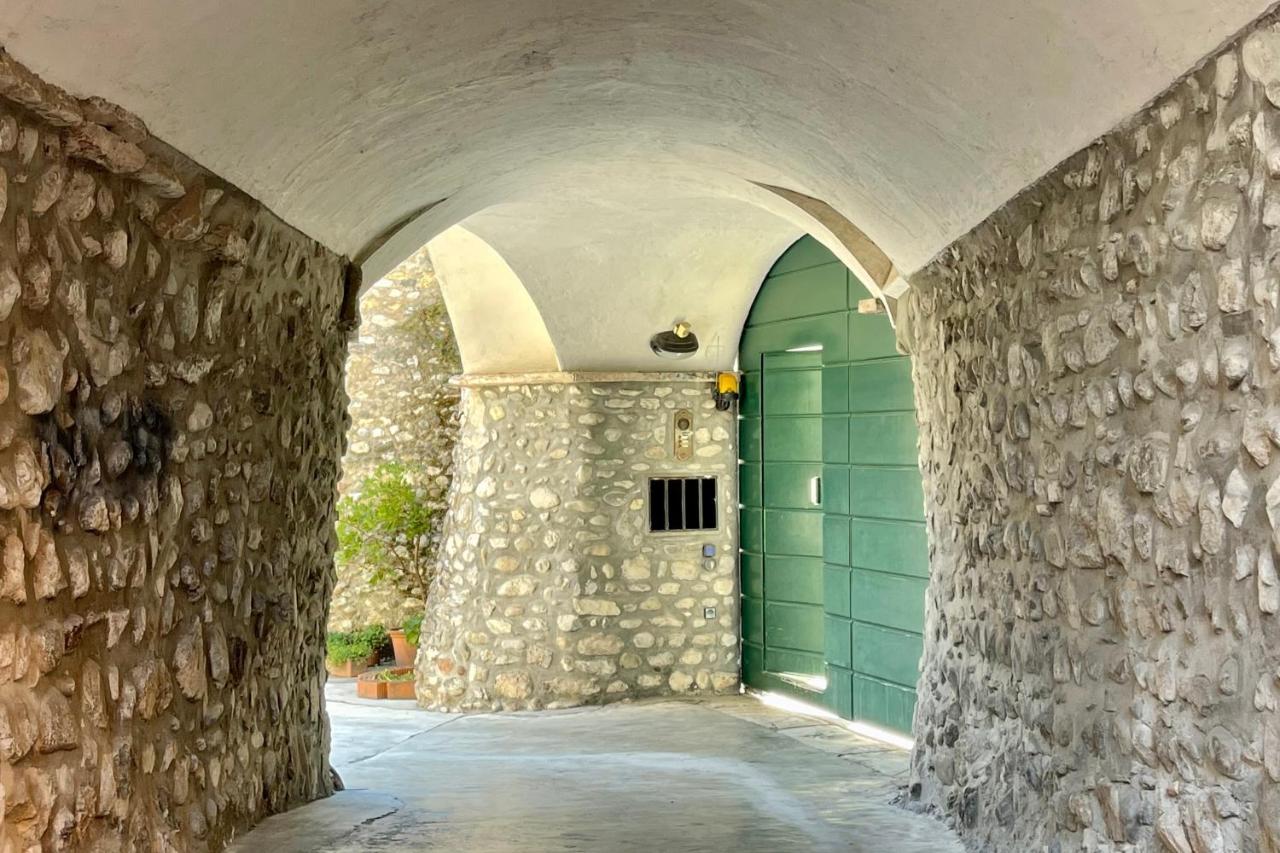 Апартаменти Borgo Dei Sogni Сан-Феліче-дель-Бенако Екстер'єр фото