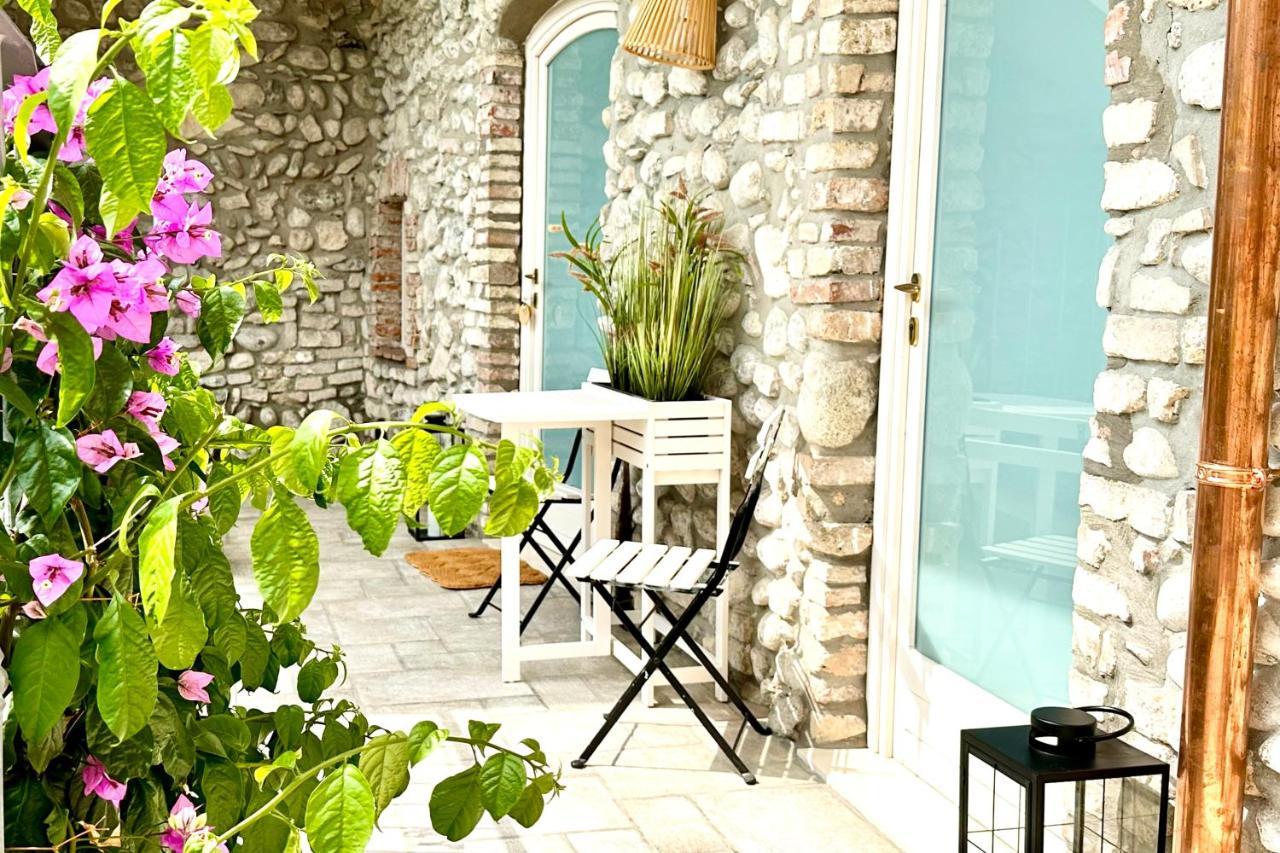 Апартаменти Borgo Dei Sogni Сан-Феліче-дель-Бенако Екстер'єр фото